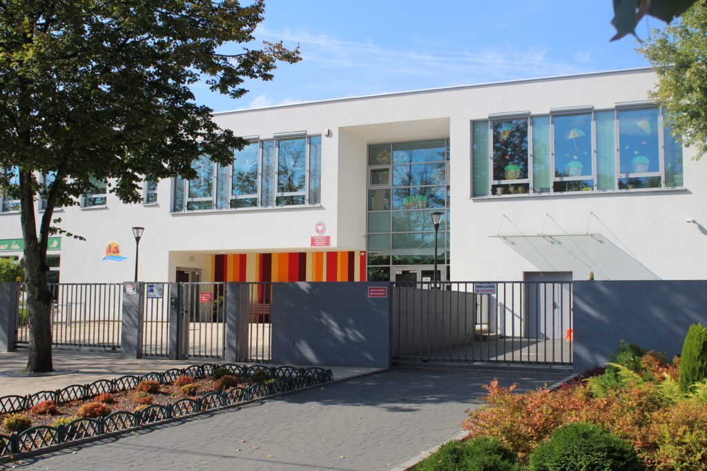 Zdjęcie: Przedszkole - front budynku